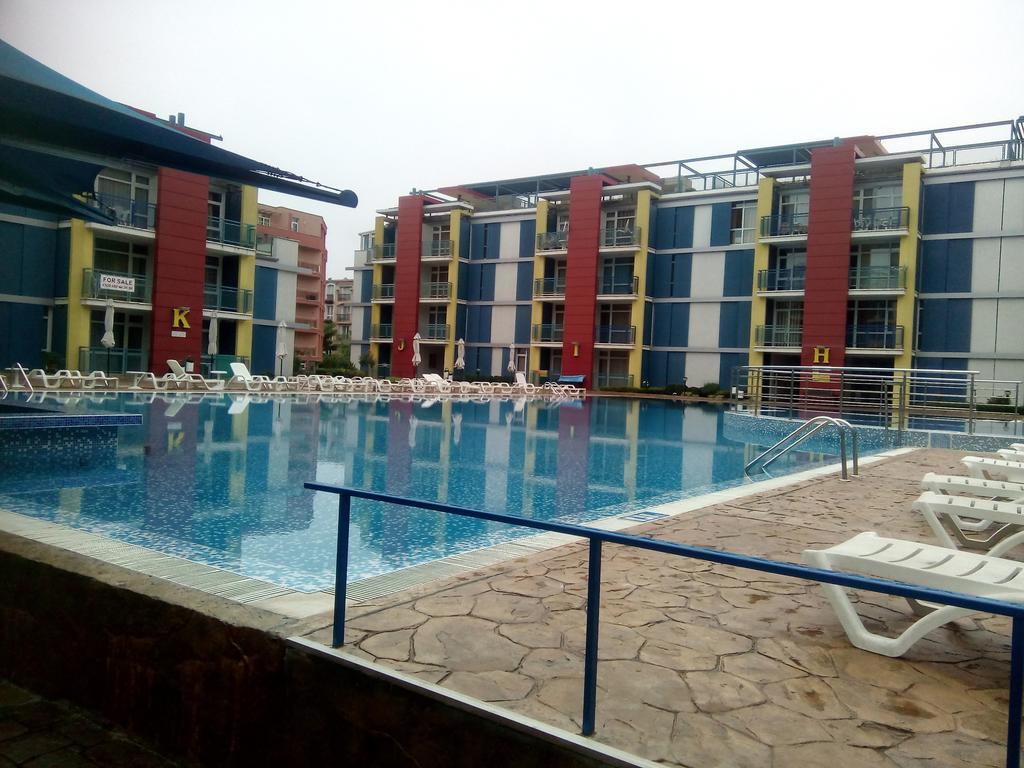 Elit 4 Apartments Солнечный берег Экстерьер фото