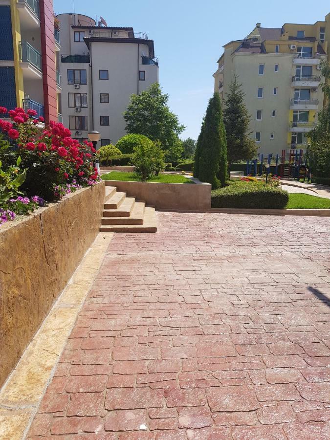 Elit 4 Apartments Солнечный берег Экстерьер фото